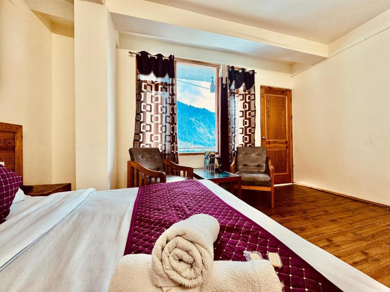 Royal Majestic View Point Lodge Manāli Zewnętrze zdjęcie