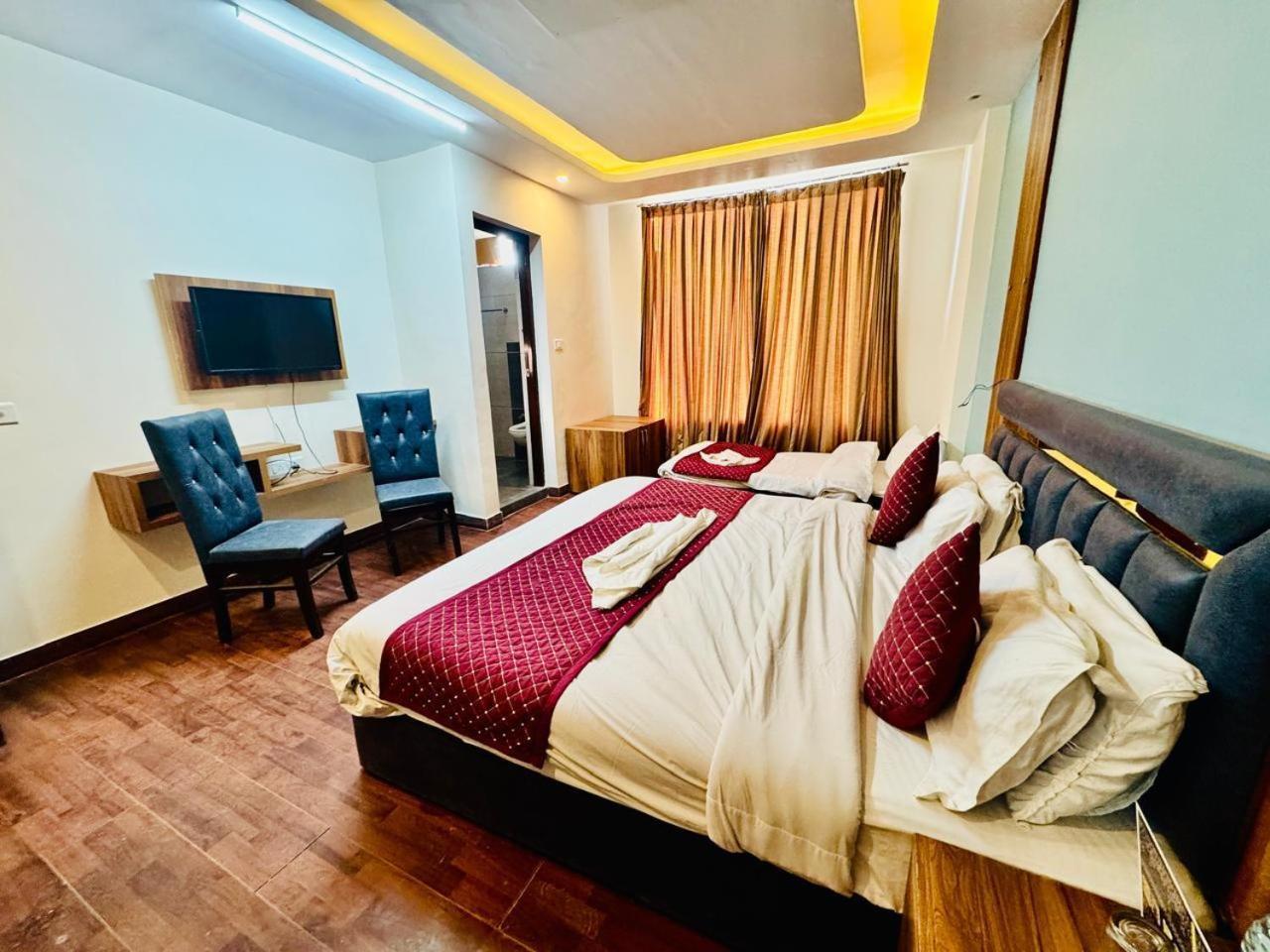 Royal Majestic View Point Lodge Manāli Zewnętrze zdjęcie