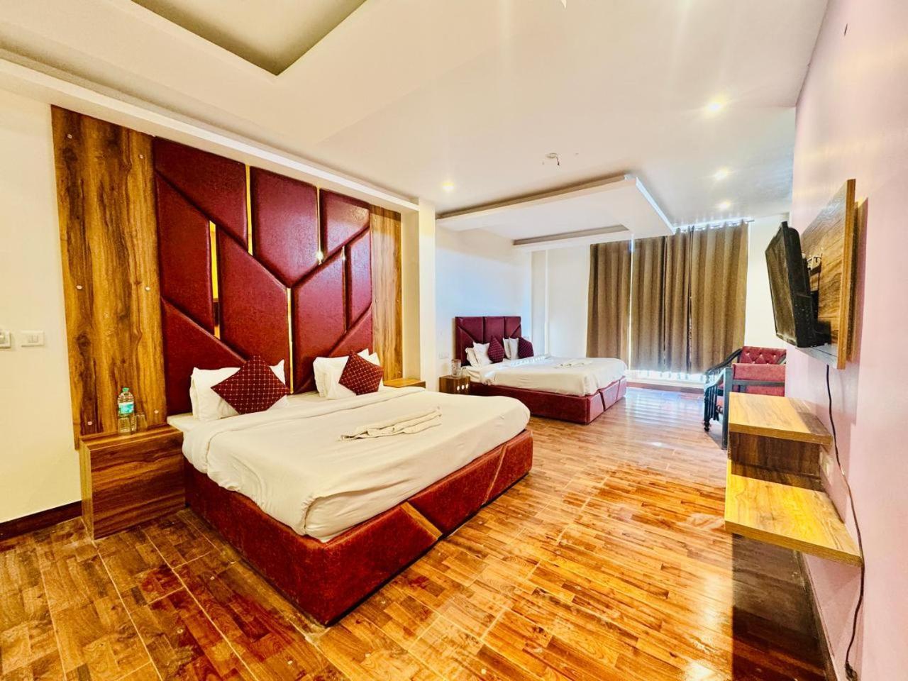 Royal Majestic View Point Lodge Manāli Zewnętrze zdjęcie